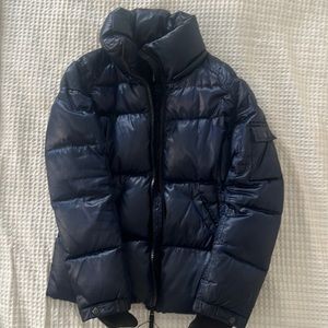 S13 navy puffer jacket!
